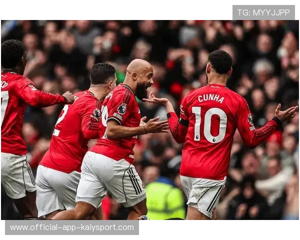 曼联再次击败热刺，卡里克带队稳步前行