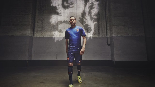 Kering-中国女篮再遭沉重打击！WCBA联赛霸主退赛：4大国手恐无球可打？，中国女篮虽败犹荣